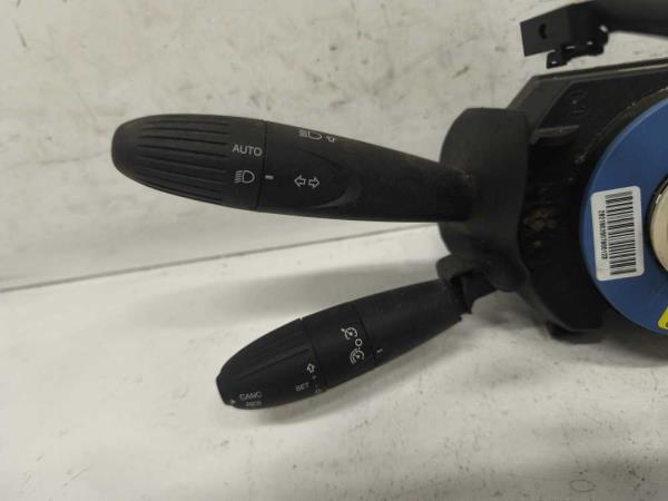 COMMODO VOLANT FIAT - Vue 2